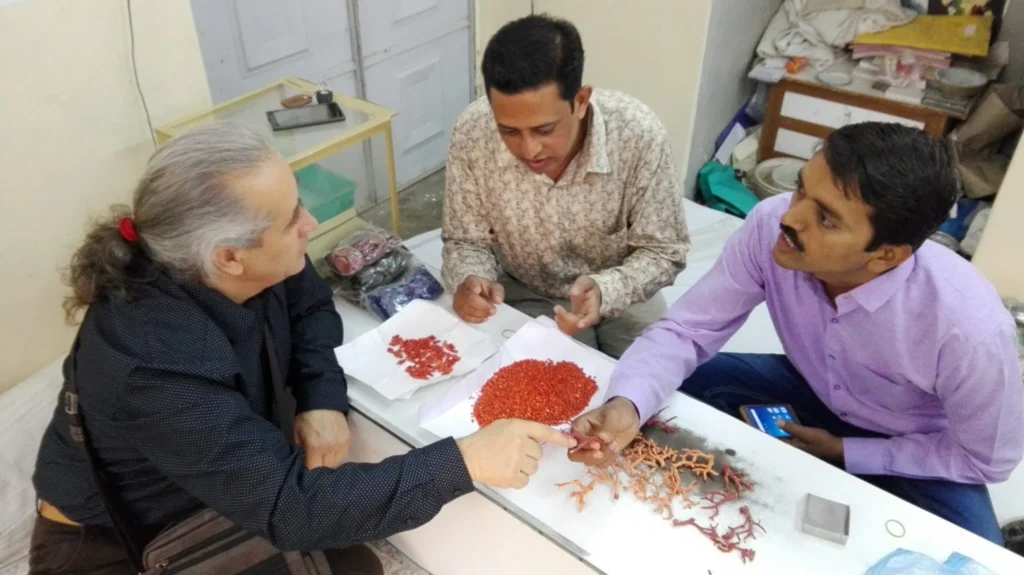 6. MIGUEL FERNANDEZ WITH INDIAN BUYERS IN JAIPUR
